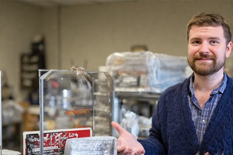 Why Choose a Business for Sale by Owner in Illinois